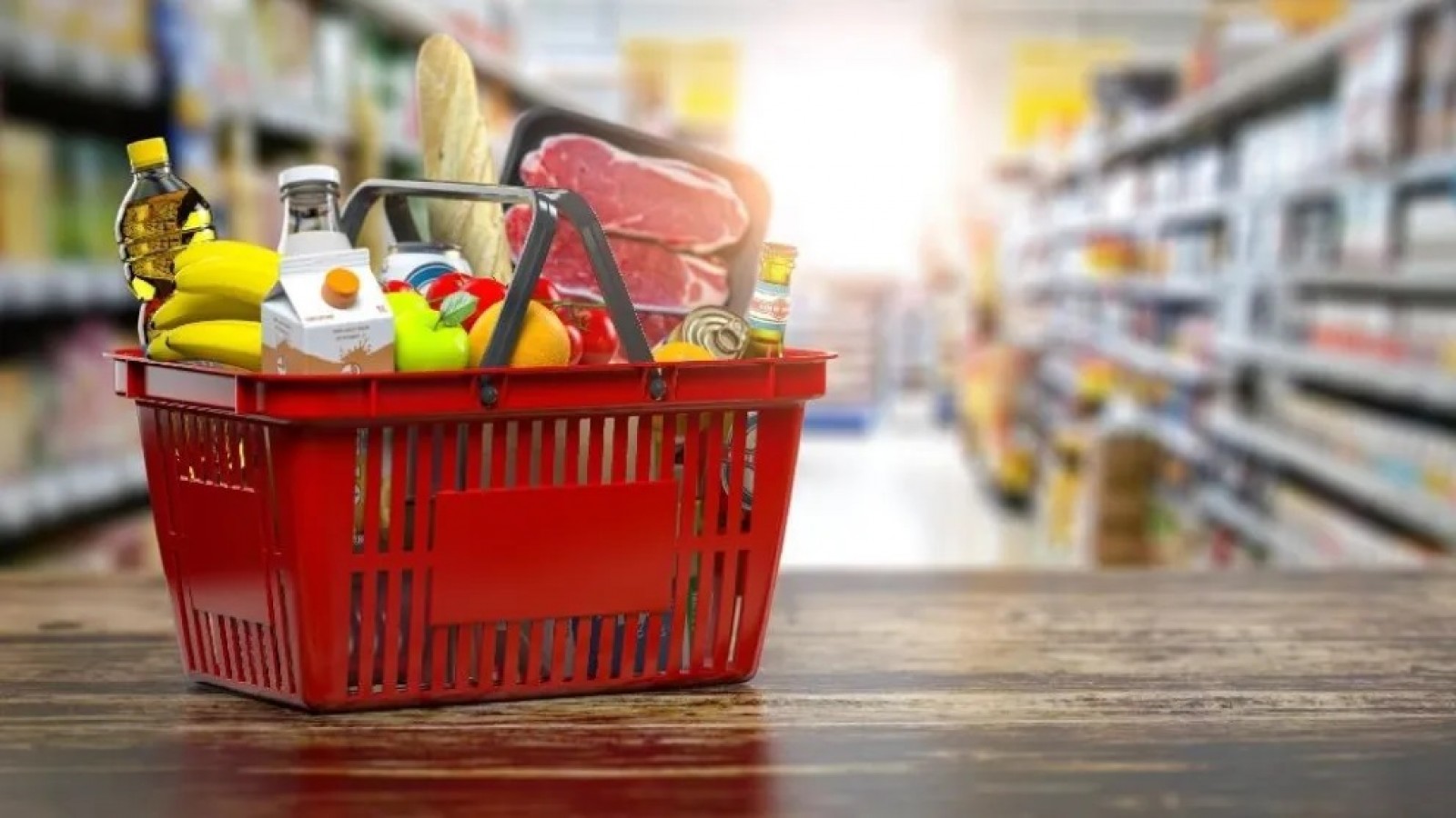 El Gobierno de Milei abre la importación de alimentos de la canasta básica y medicamentos