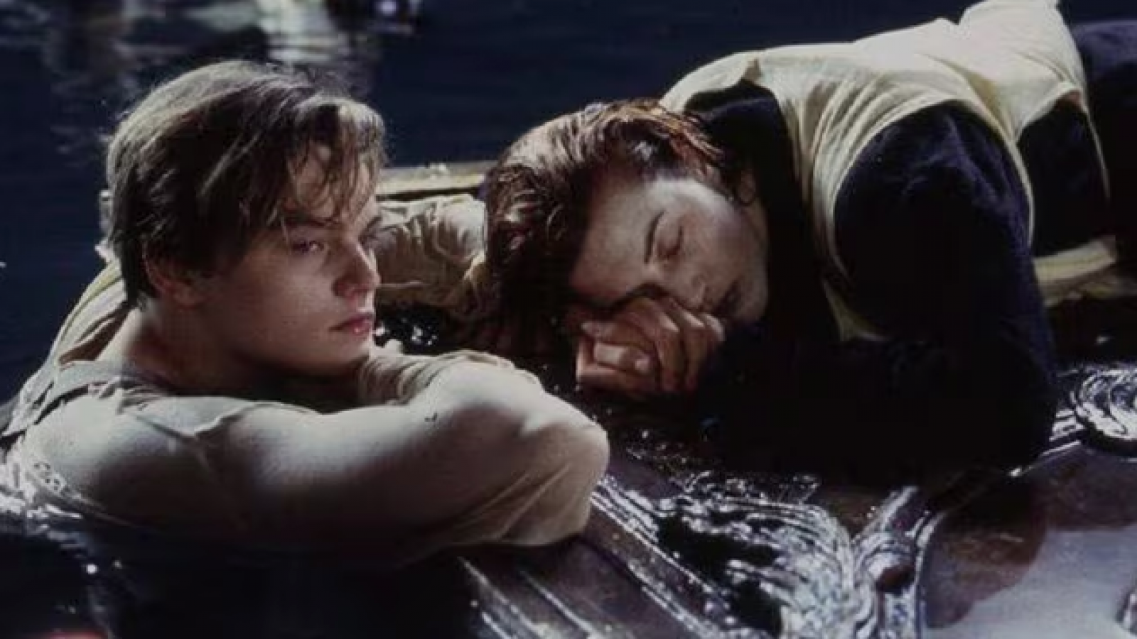 Titanic: tras 25 años, James Cameron habló sobre la historia de la puerta
