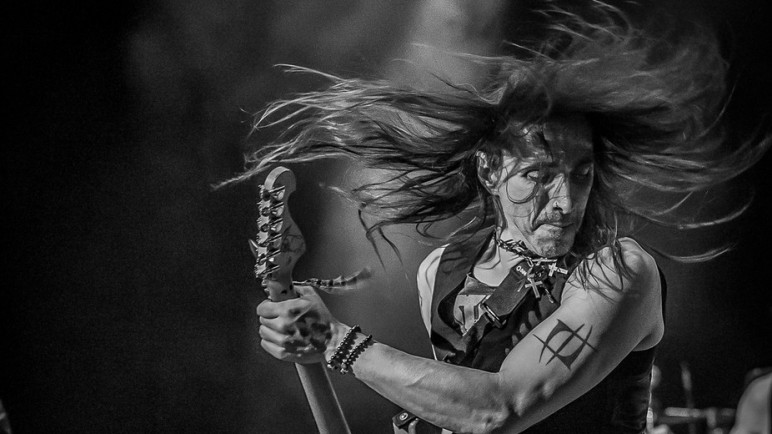 Quién es Nuno Bettencurt, el guitarrista elogiado por Brian May