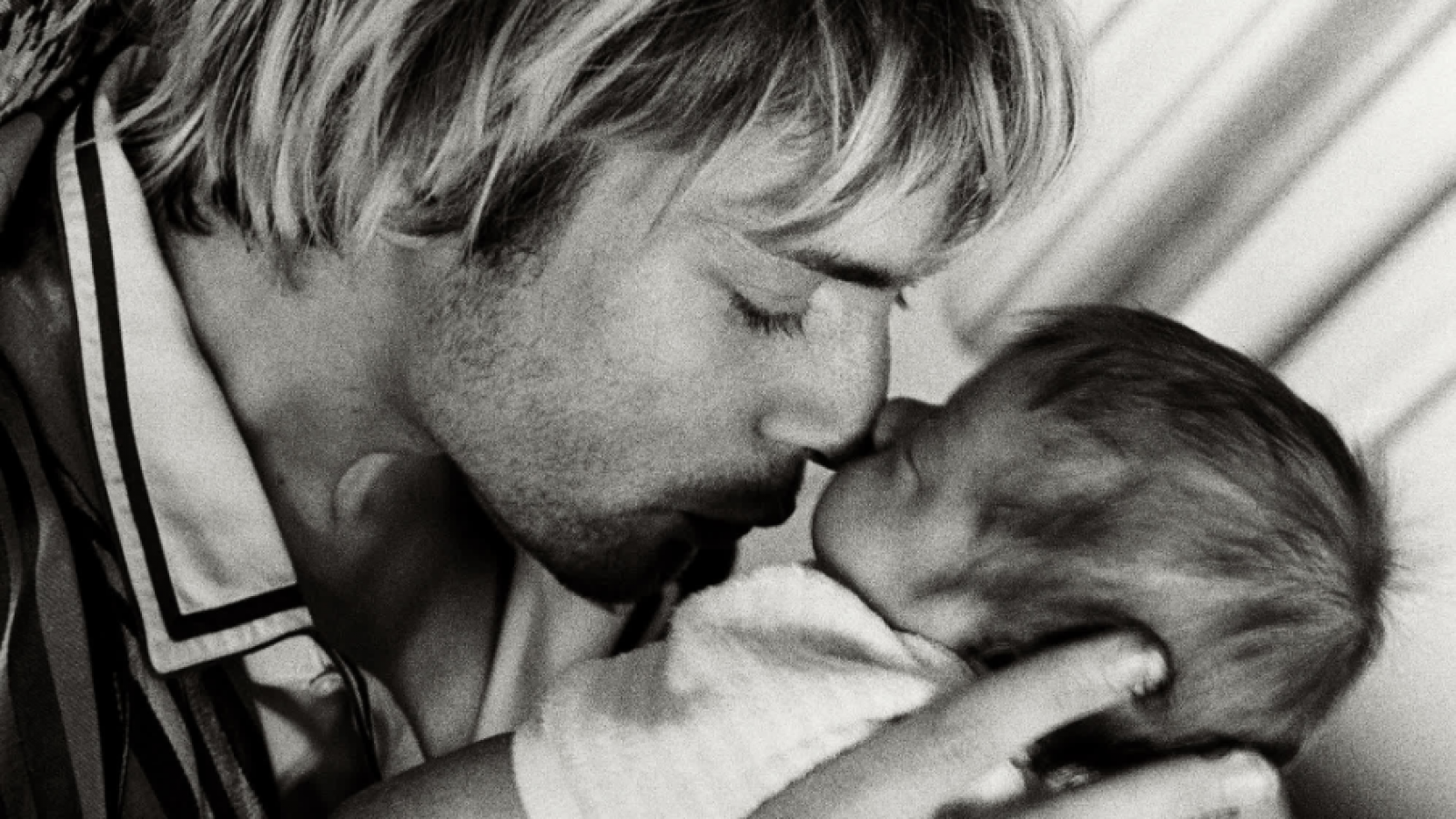 "Ojalá hubiera conocido a papá". El conmovedor mensaje de Frances Bean, la hija de Kurt Cobain a 30 años de la muerte de su padre