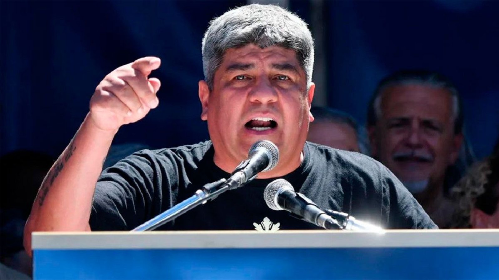 Milei no quiere otorgar el aumento a Camioneros, que alertan con un paro