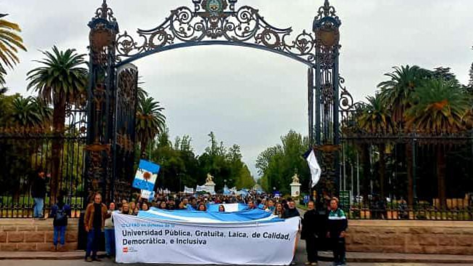 Las universidades públicas se movilizaron anticipando la gran marcha del 23 de abril