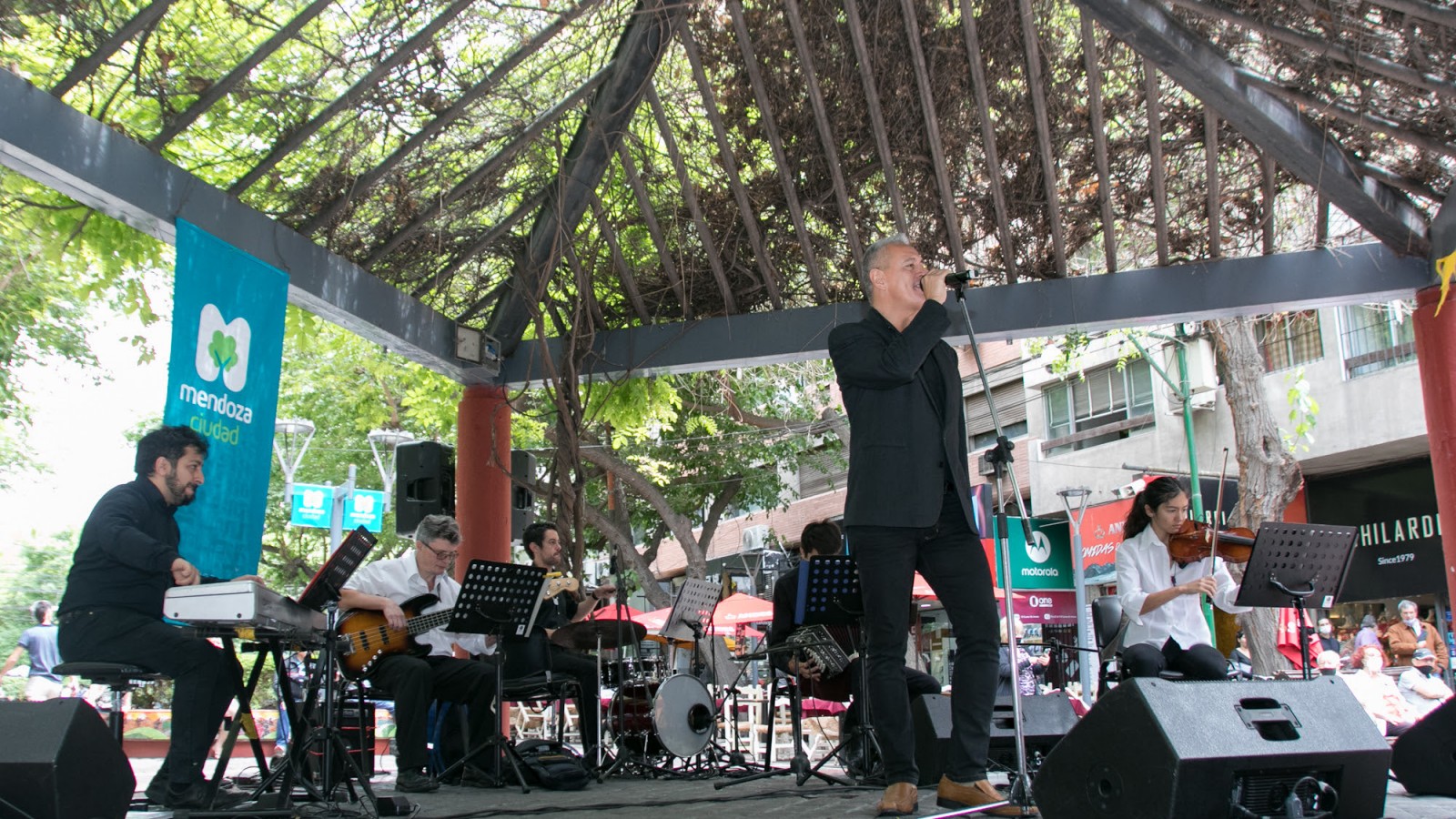 En abril te traemos una edición especial de Sábados Sorprendentes