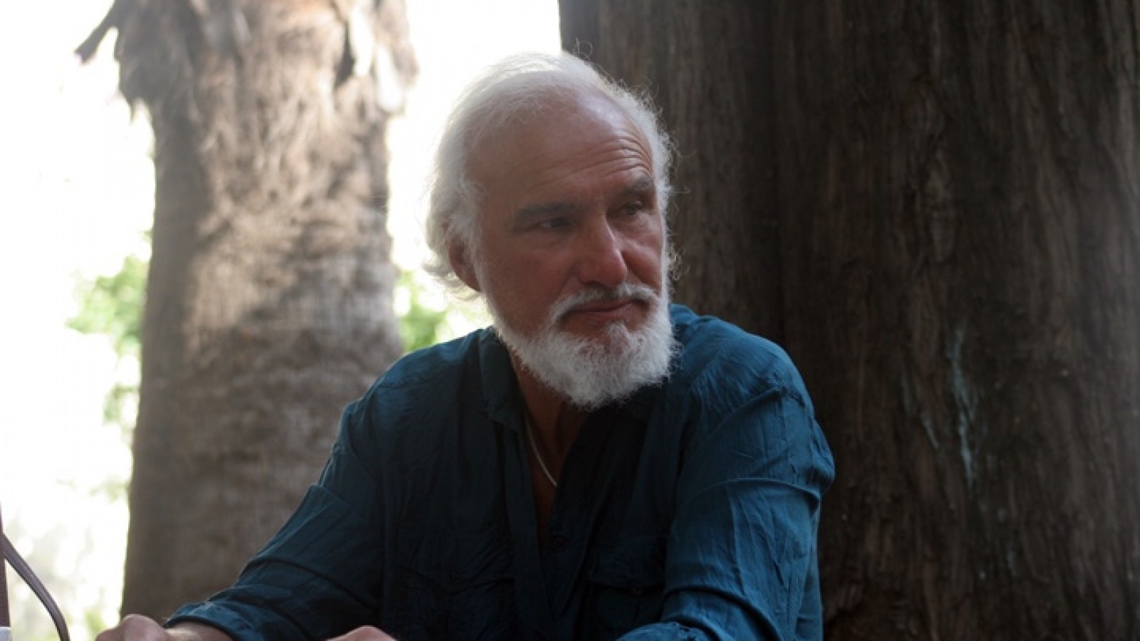 El Filósofo Julio Ozan Lavoisier presenta su libro "La búsqueda de la Conciencia Universal"