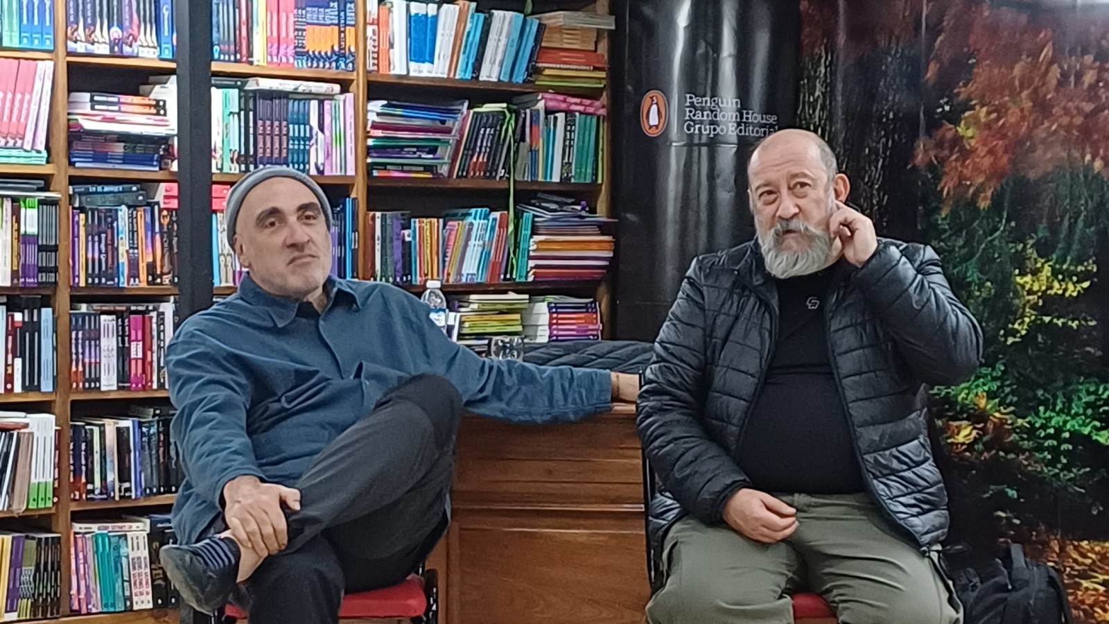 Messi juega en un libro de Rep