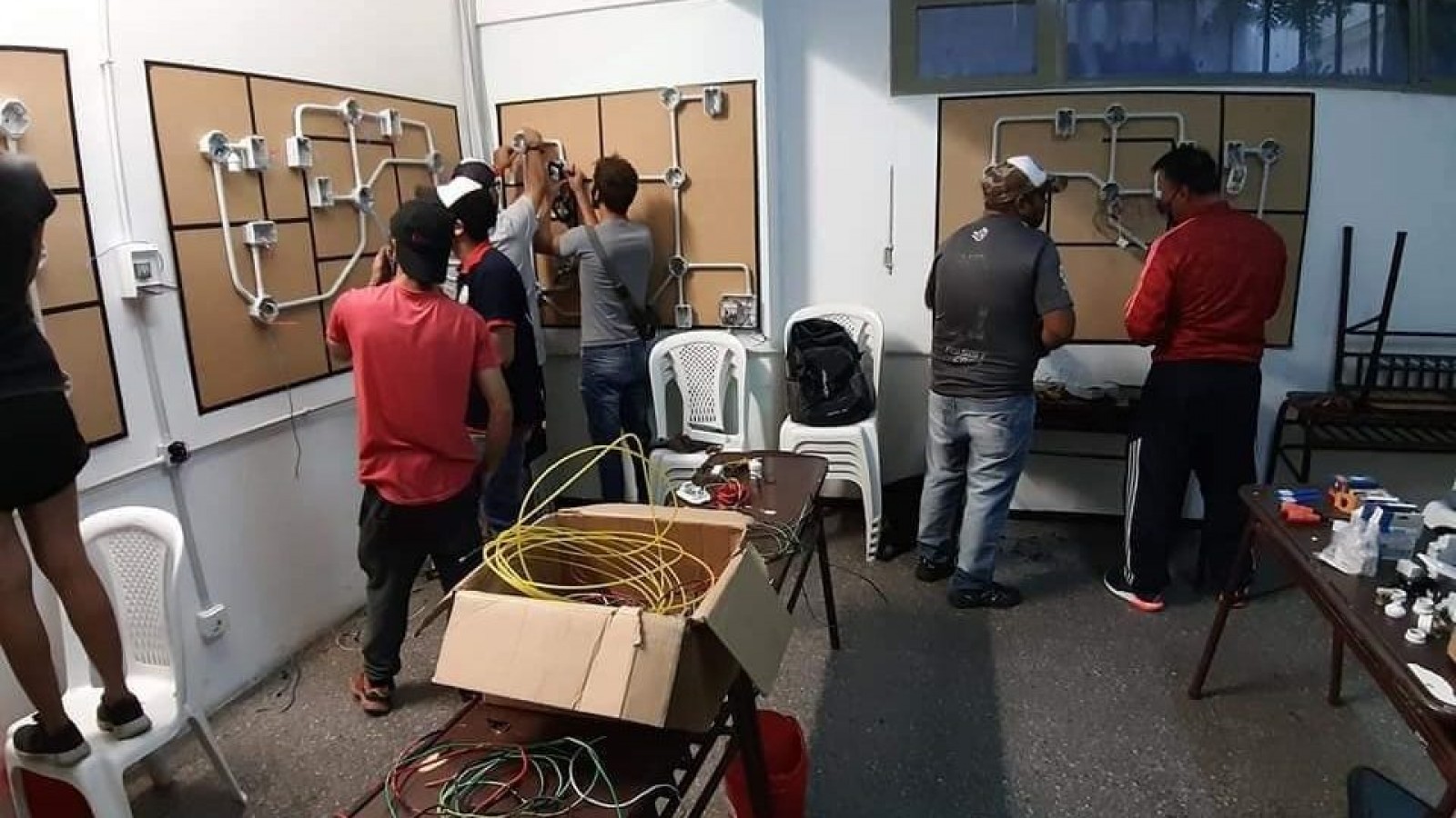 El municipio suma una nueva propuesta de capacitación para el trabajo: se viene el curso de plomería