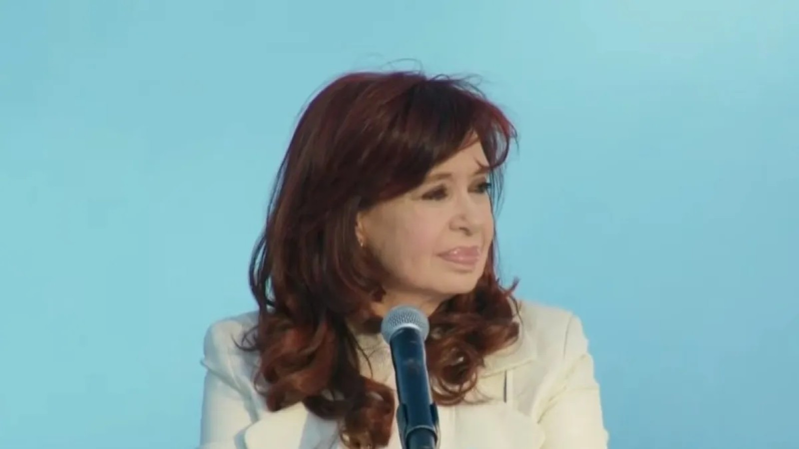 Cristina Fernández en Quilmes: "Milei está sometiendo a un ajuste inútil a los argentinos"