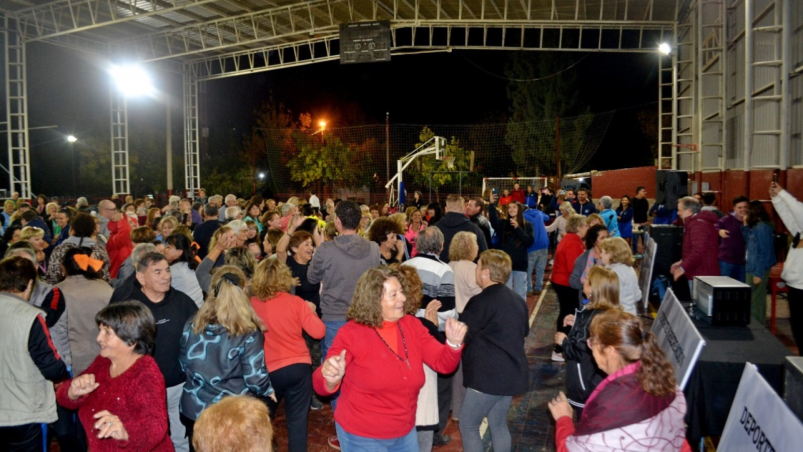 Maipú agasajó a sus adultos mayores