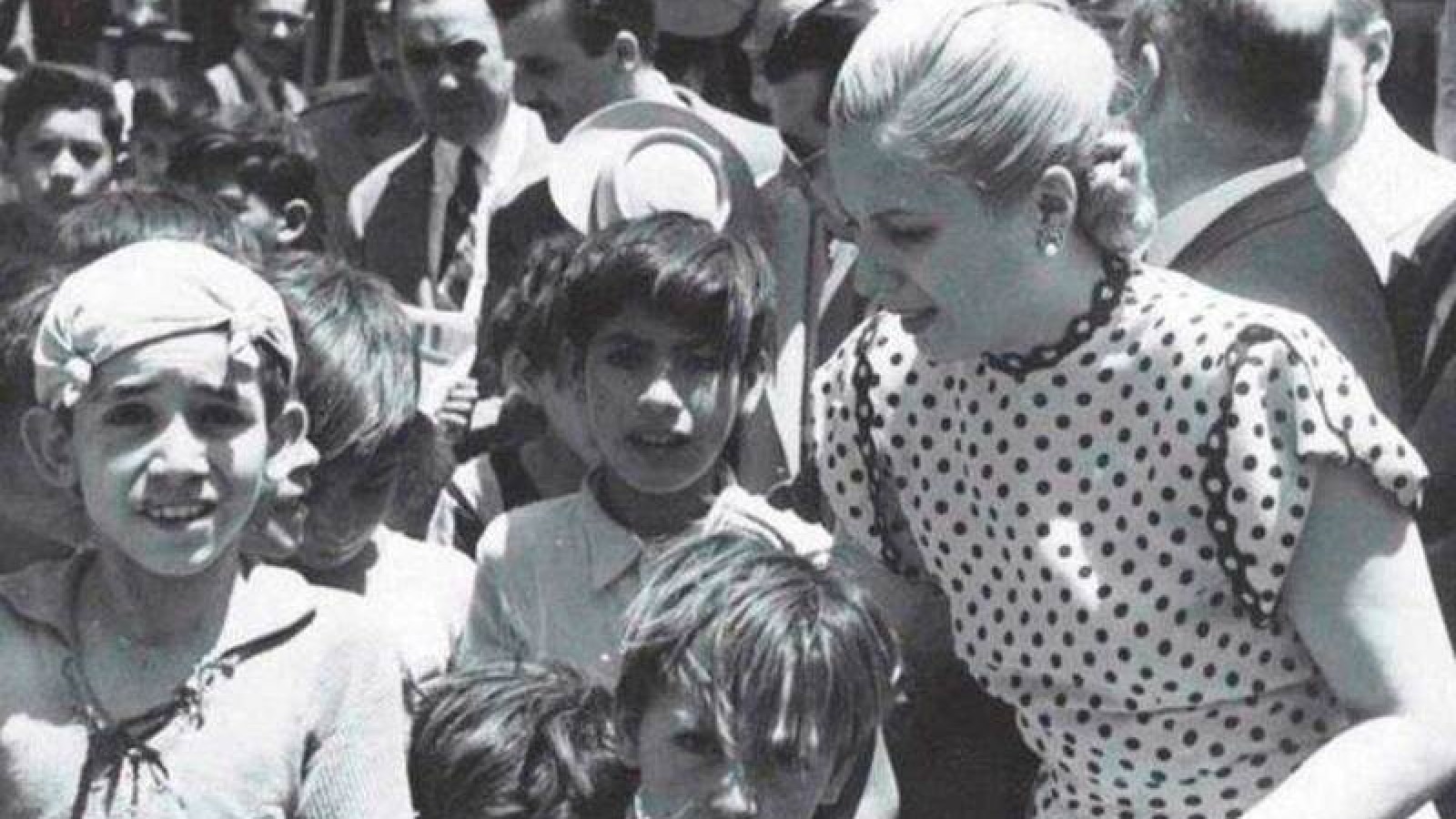 El nacimiento de una mujer que aún inspira con su energía y convicción