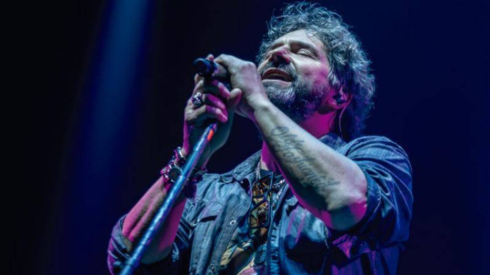 Iván Noble presenta "Pianissimo" en el Teatro Independencia