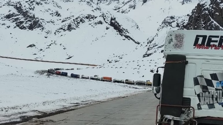 Fuertes nevadas en Cordillera: Sistema Integrado Cristo Redentor cerrado