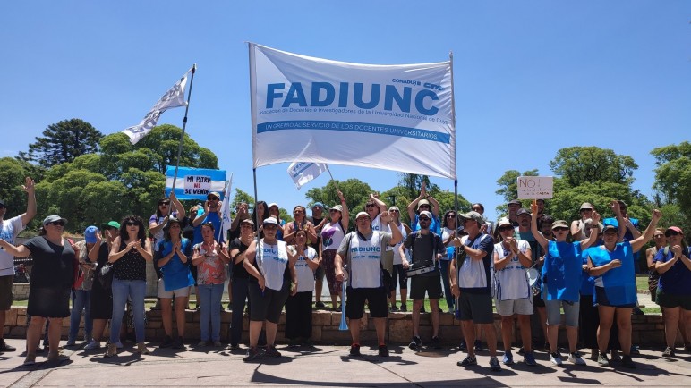 Docentes universitarios harán paro por 48 horas la semana que viene