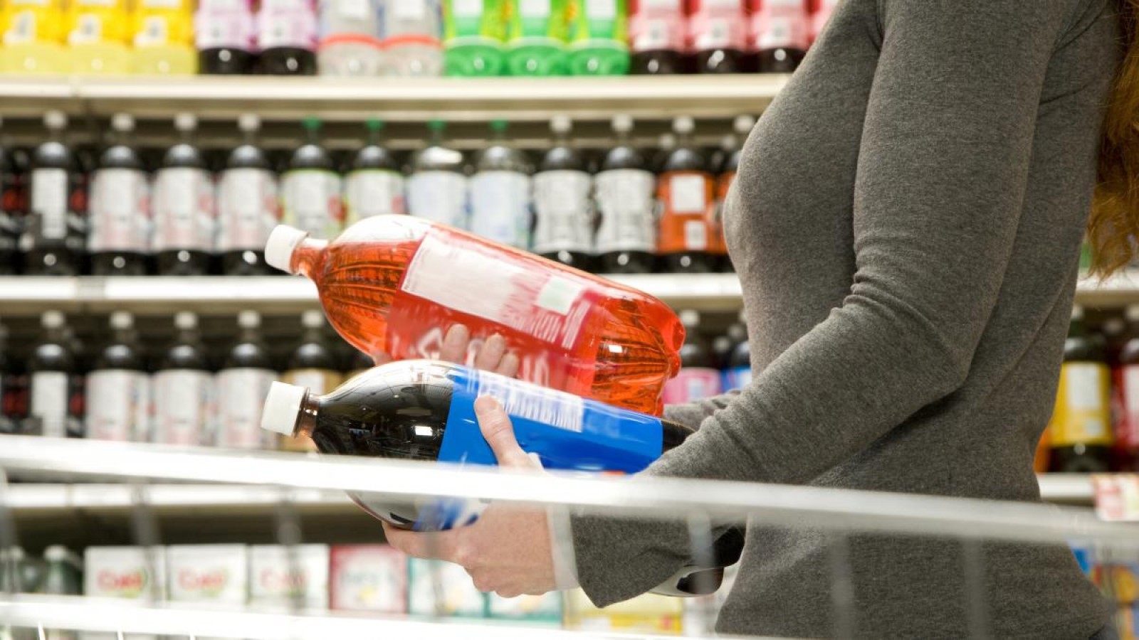 Cae un 23% el consumo de alimentos y bebidas por la escalada de precios y la recesión