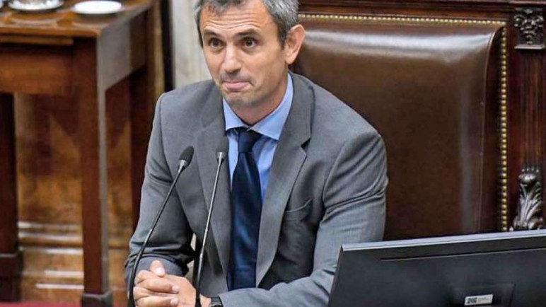 Martín Menem aumentó un 80% las dietas de diputados y diputadas nacionales