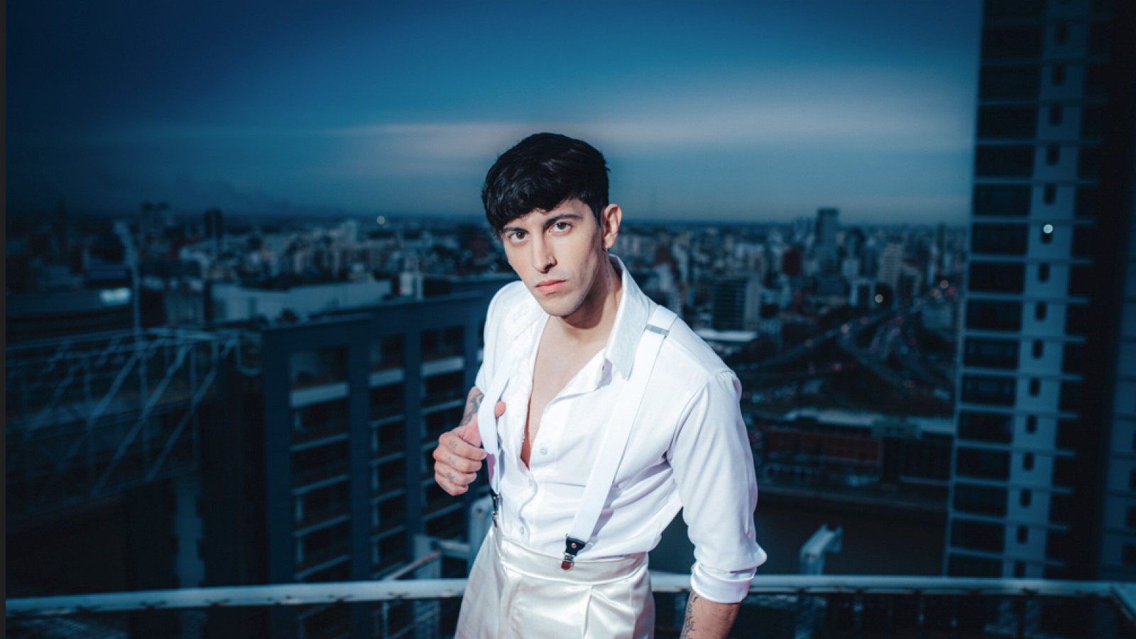 El popular cantante y Youtuber Robleis llega a Mendoza con "Huracán Tour"