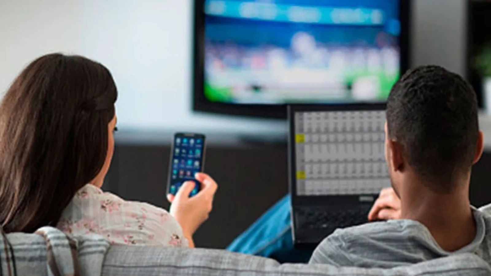 El gobierno nacional autorizó aumentos para internet, celulares y servicios de cable