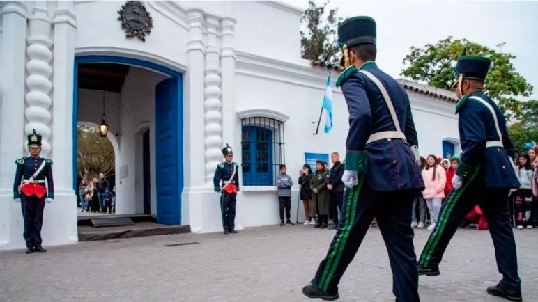 Pacto de Mayo: ausencias y presencias en el acto de Milei en Tucumán