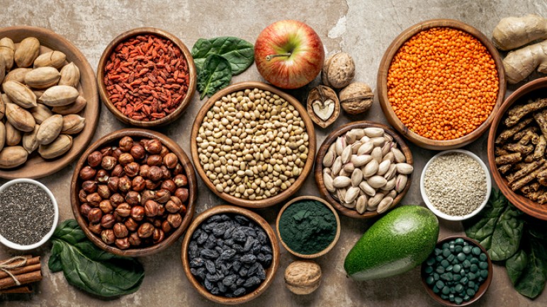 Superalimentos: potencia tu dieta con nutrientes esenciales