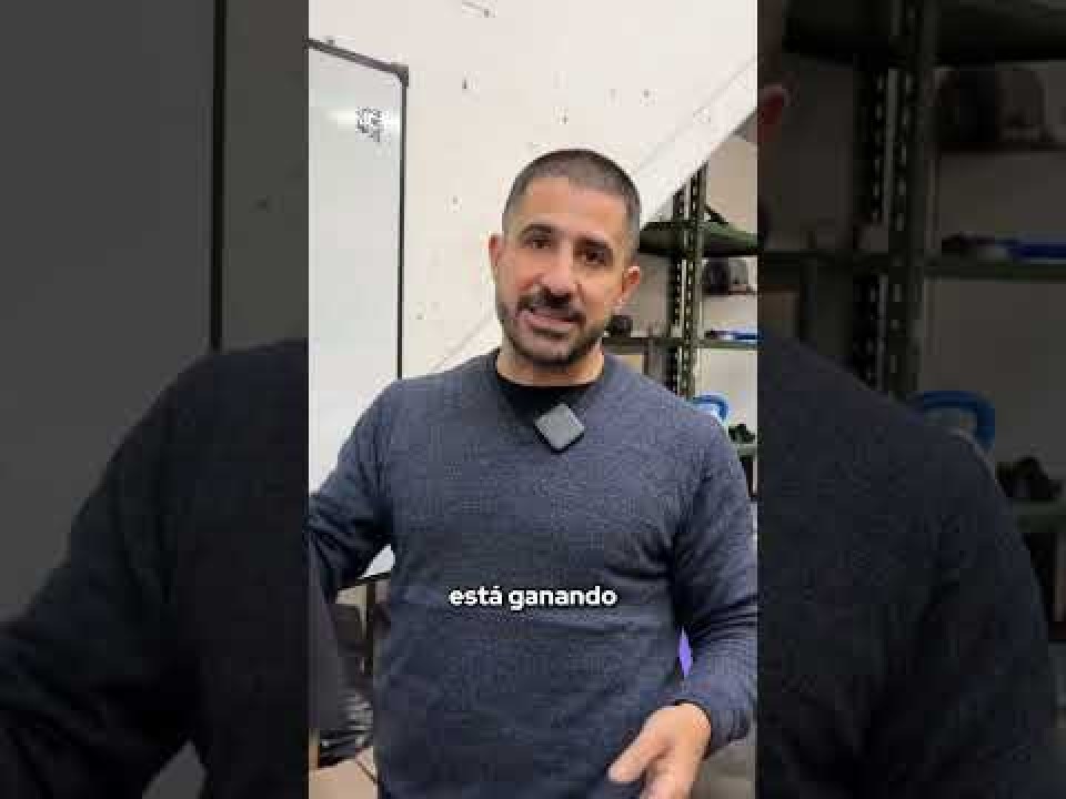 Un experimentado asesor textil encendió una discusión por el costo de una prenda en Argentina