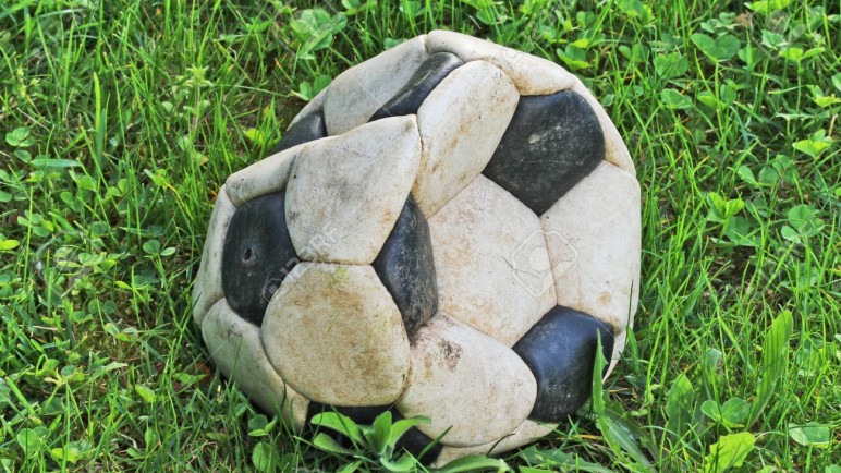 Comedia de enredos, pero sin ninguna gracia. Garro ¡afuera!