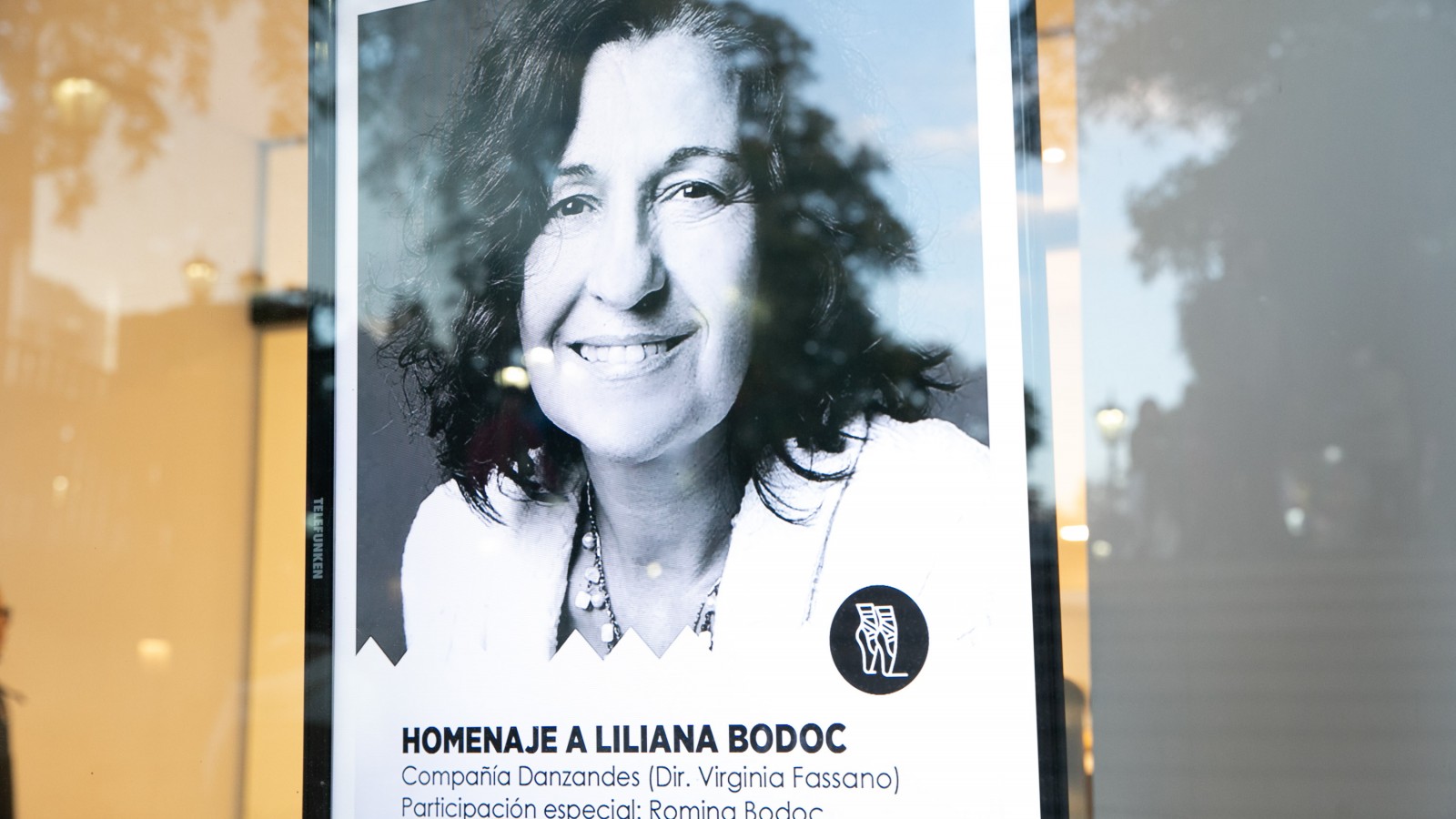 Ovacionado Homenaje a Liliana Bodoc en el Teatro Quintanilla