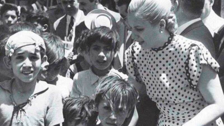 Eva Perón: un legado Inolvidable a 72 Años de su Fallecimiento