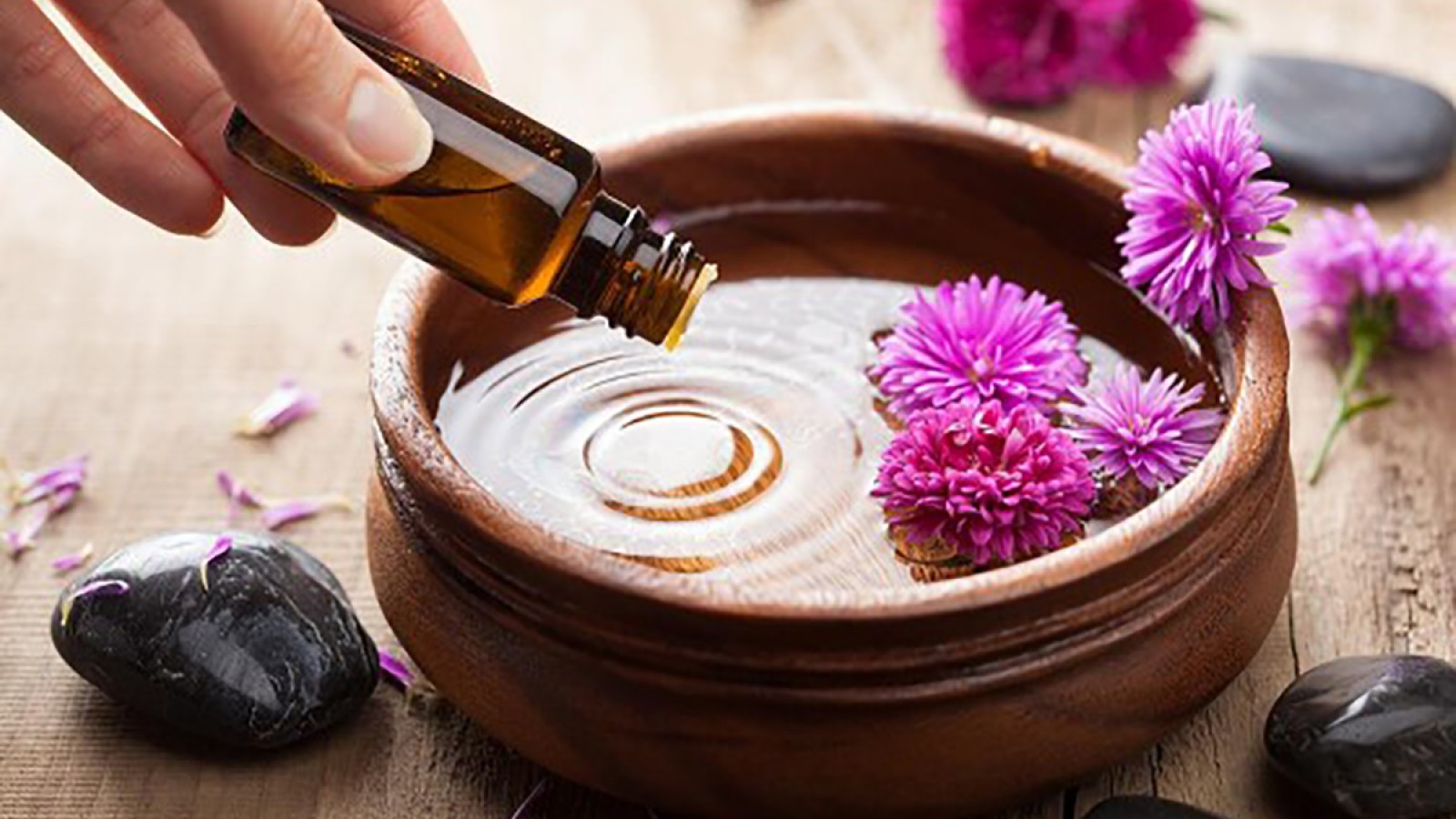 Aromaterapia: el arte de sanar con aceites esenciales