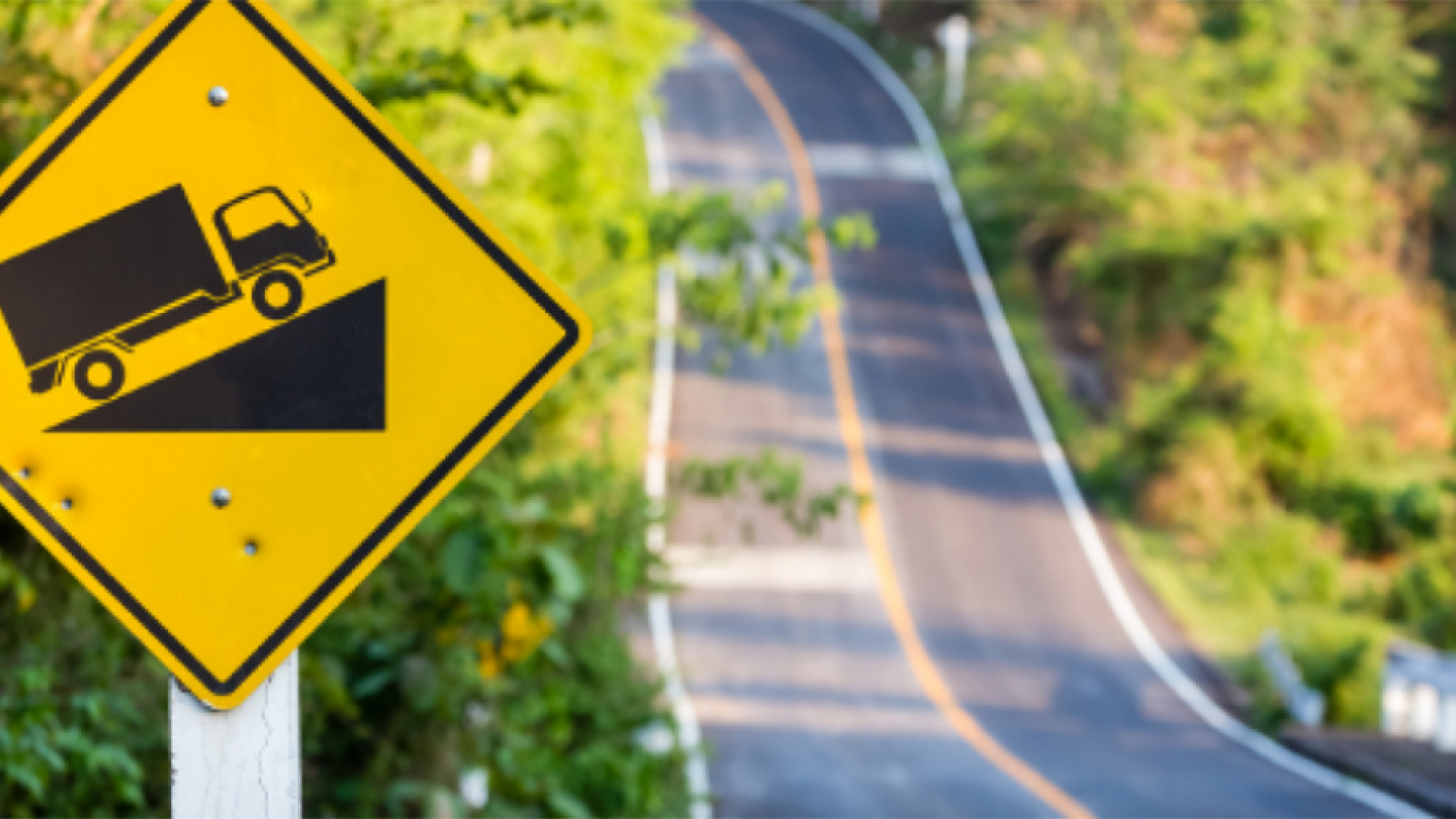 Cómo mantener la seguridad en carretera durante un viaje en ruta