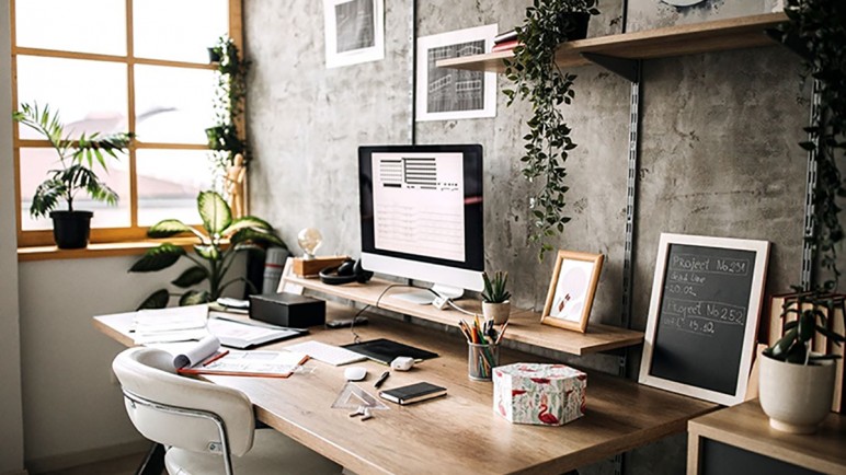 Complementar la oficina en casa con la dinámica familiar y mascotas