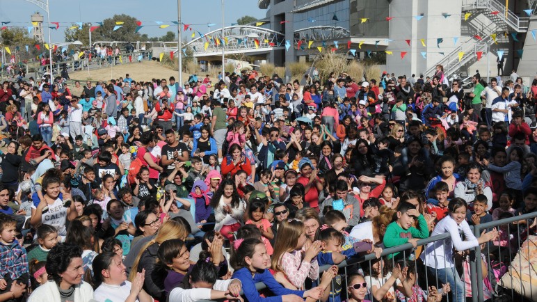 Feria y Festejo de la Niñez en el Espacio Cultural Julio Le Parc