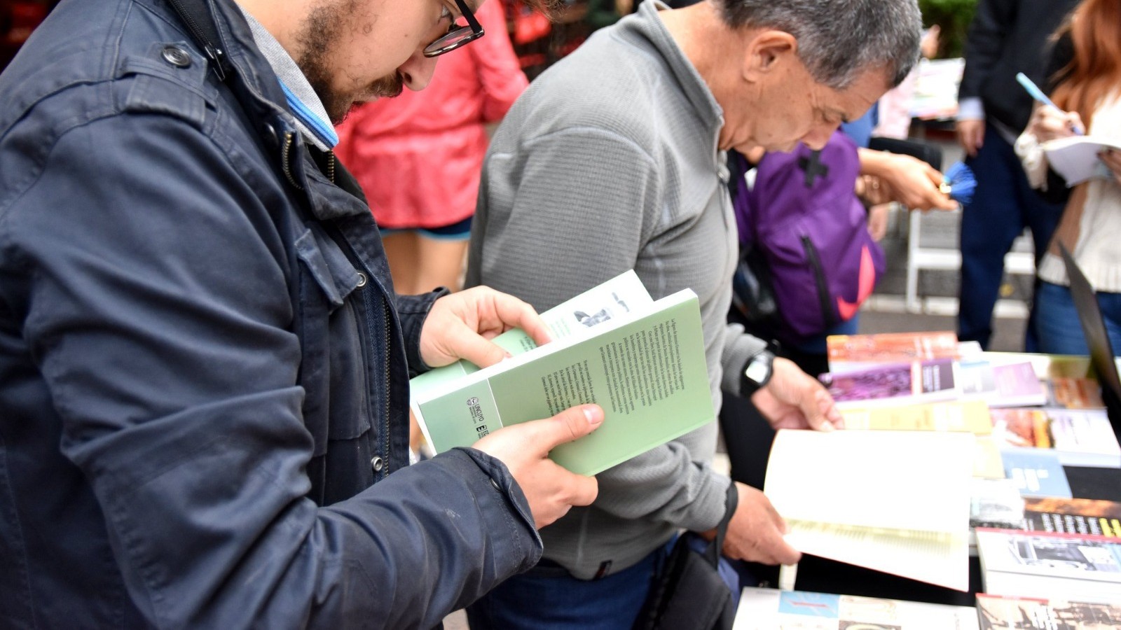 La Ciudad presenta «Letras al Aire Libre» en el Parque Central