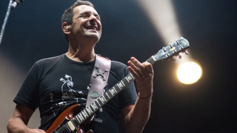 Ricardo Mollo expresó su apoyo a trabajadores de Aerolíneas Argentinas