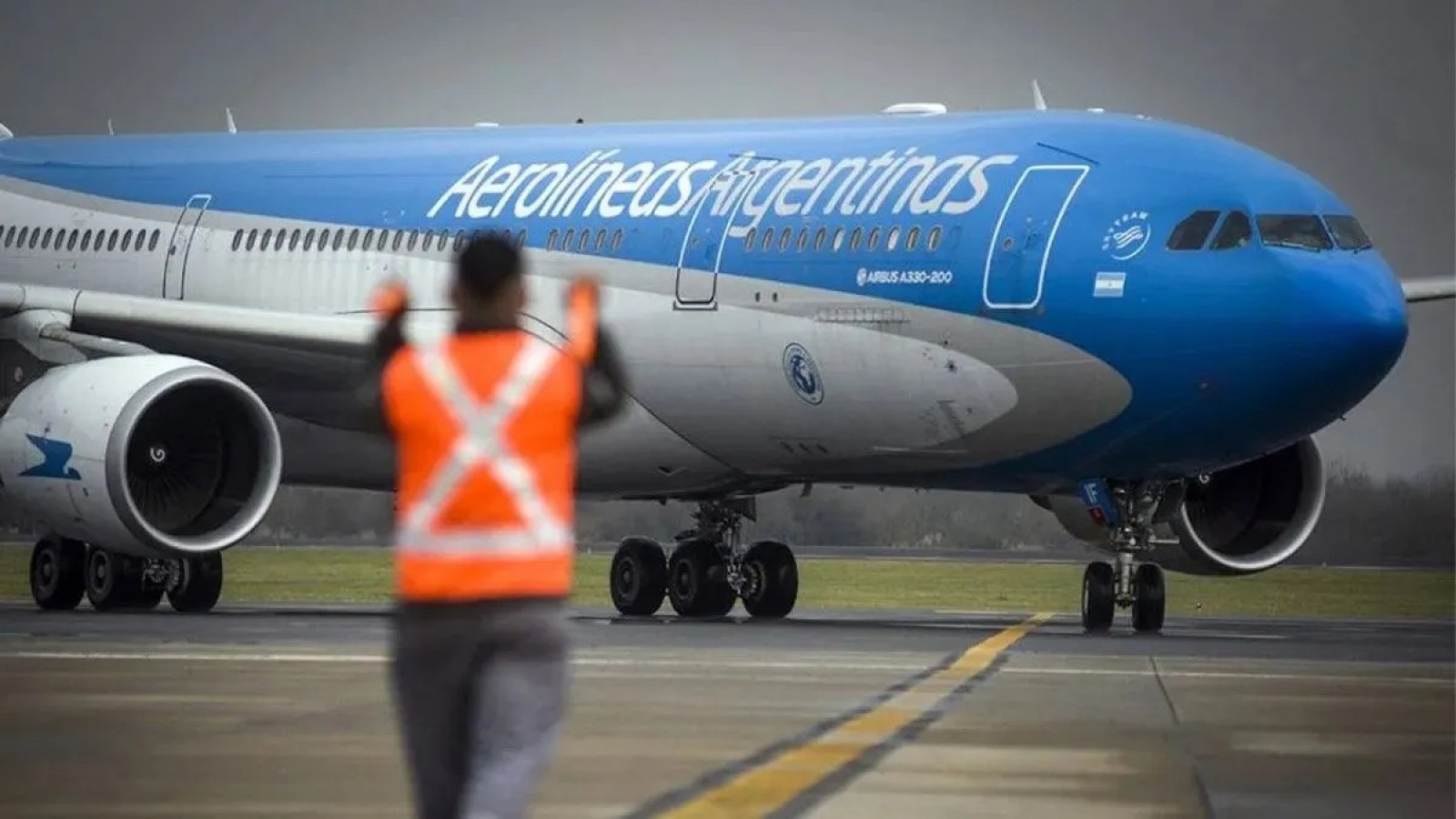Nuevo paro de 24 hs de trabajadores aeronáuticos en Aerolíneas Argentinas