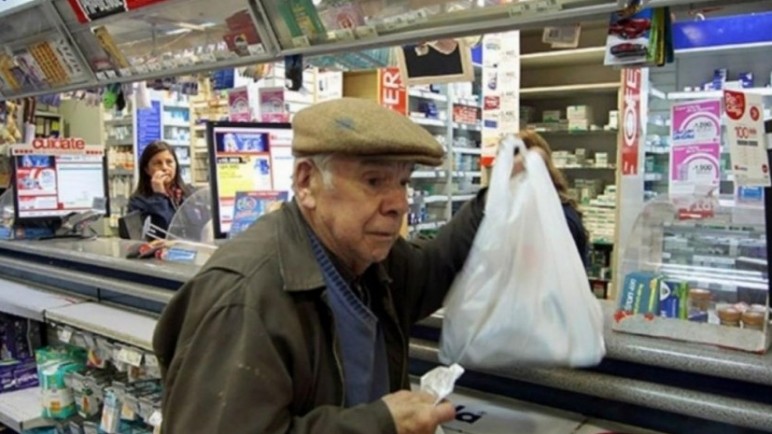 PAMI jubilados: estos son los medicamentos que permanecen gratuitos y los que ahora son pagos