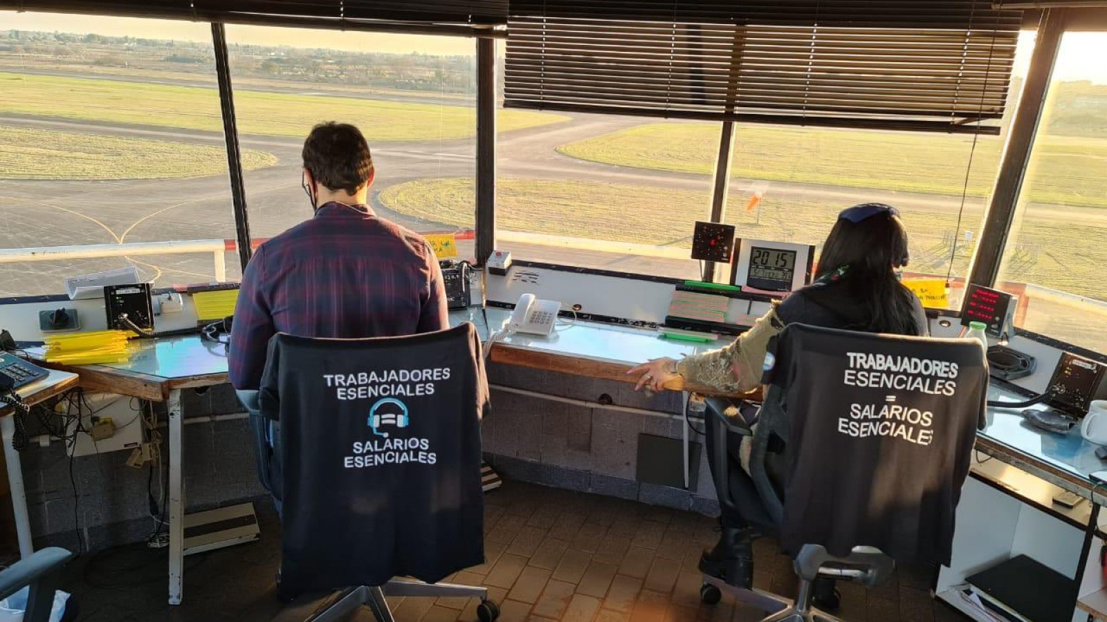 Sin vuelos: controladores aéreos realizan paro este jueves por mejoras salariales