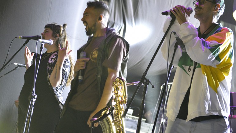 La Skandalosa: música y emociones a flor de piel en la fiesta de la primavera