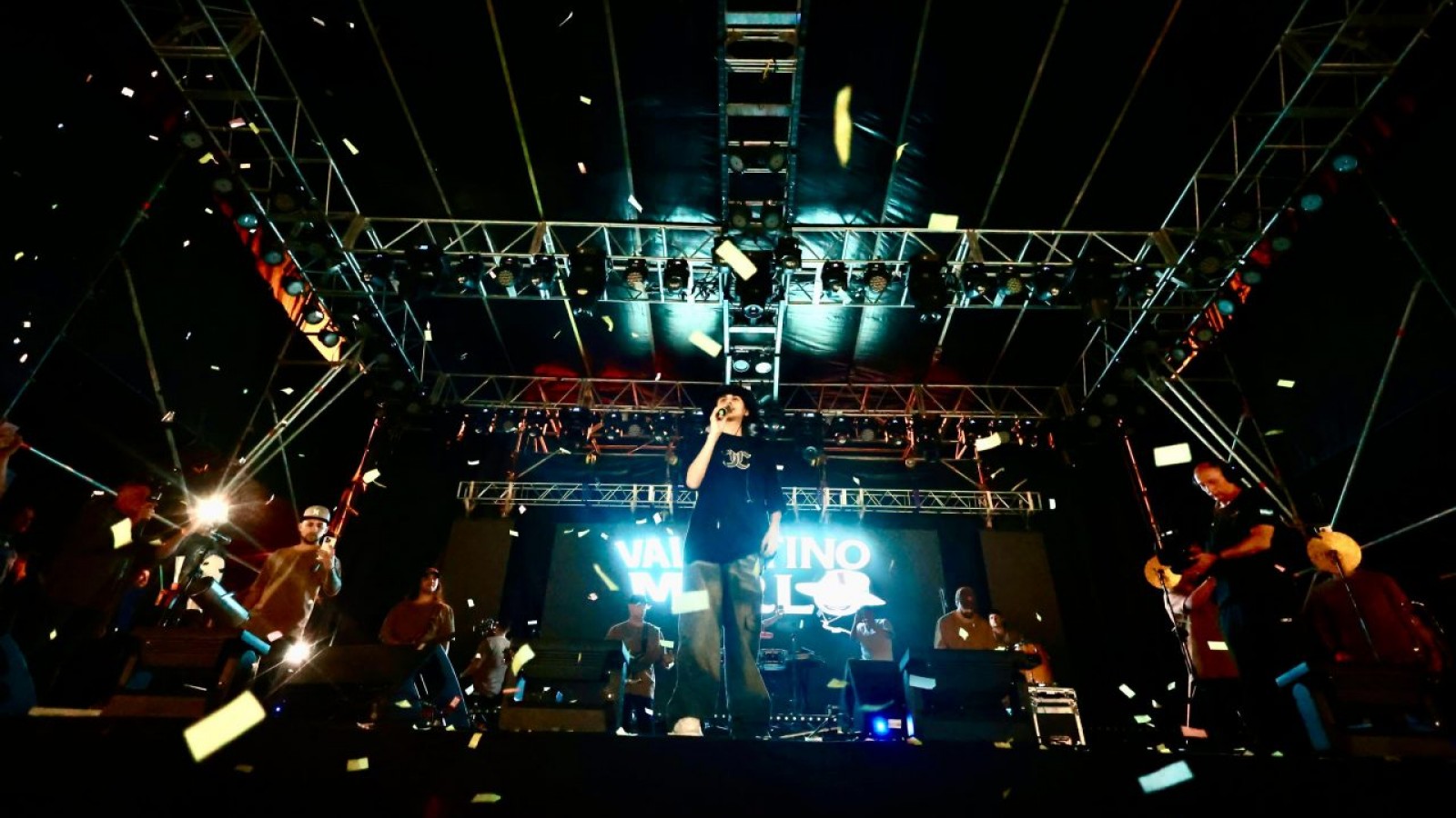 Valentino Merlo deslumbró a miles de personas en el Parque Yrigoyen