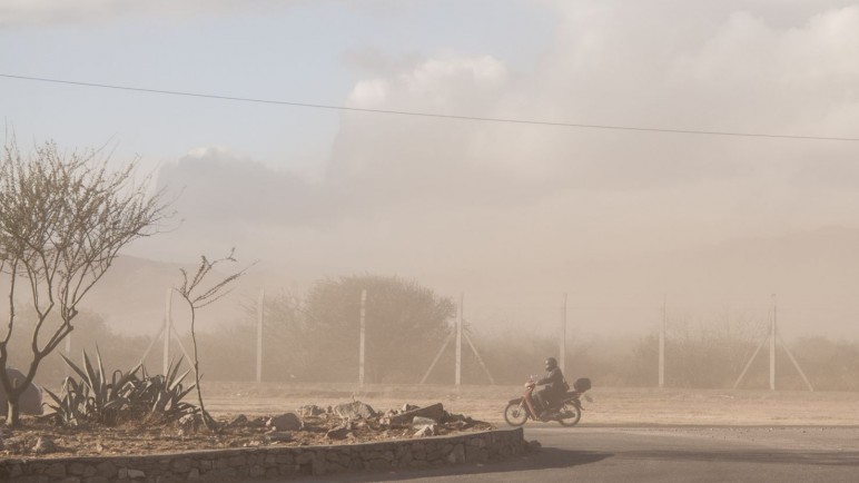 Alerta por viento Zonda y nevadas para este miércoles: atención viajeros a Chile