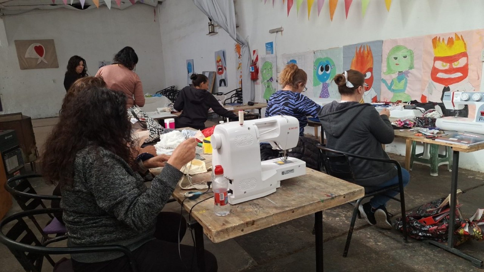 El Polo Textil de San Rafael lanza talleres gratuitos de confección de ropa para bebés y niños