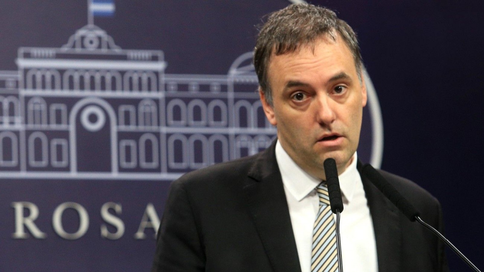 El gobierno de Milei tomará un examen de idoneidad a 40 mil empleados públicos