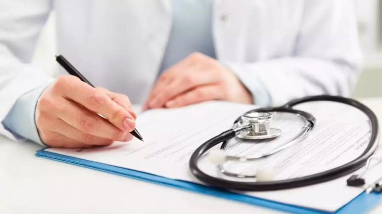 Importantes aumentos de prepagas en noviembre que superan el doble de la inflación