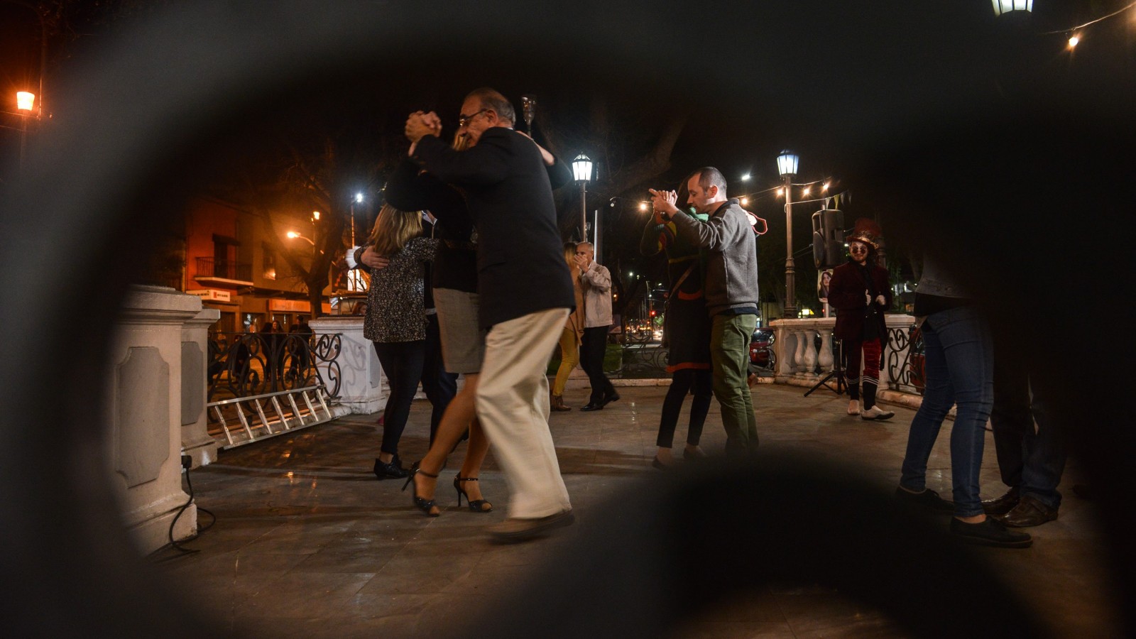 Vuelve el Balcón de Tango: domingos de milonga y música en vivo en la Ciudad de Mendoza