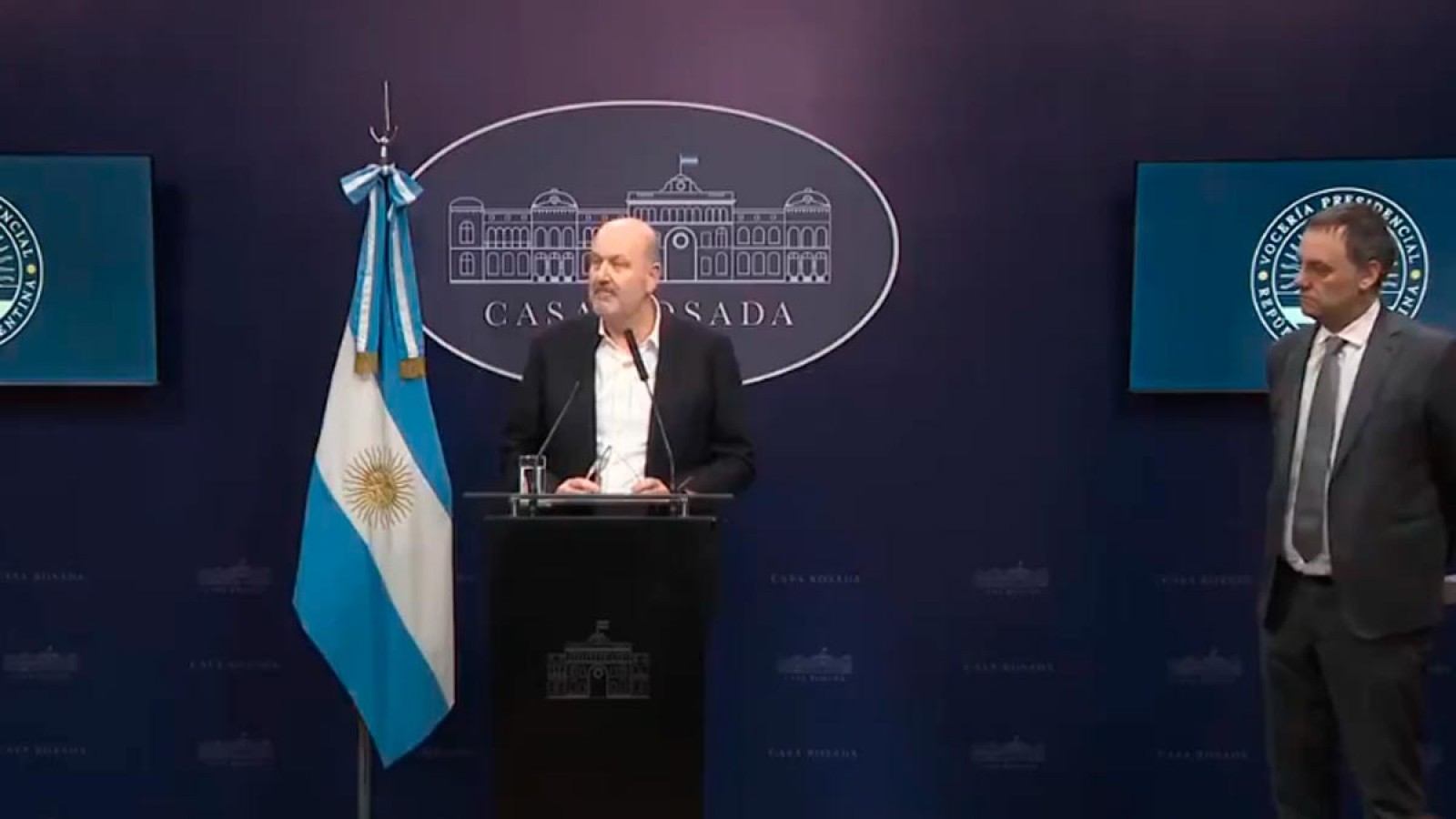 Milei prohíbe los cargos hereditarios en la administración pública