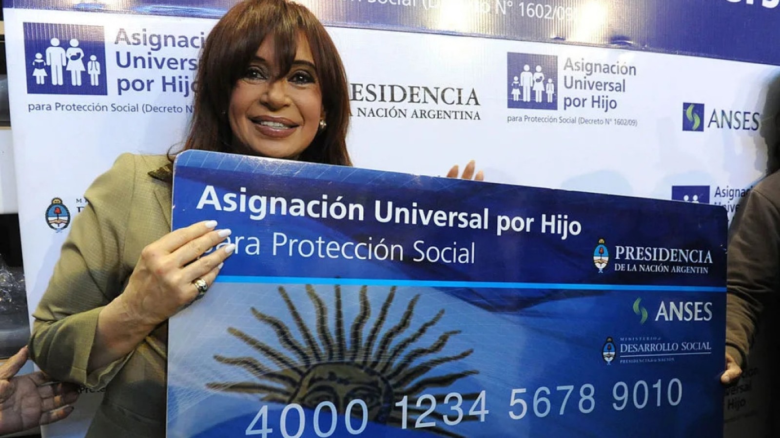 Cristina Fernández reivindicó los 15 años de la Asignación Universal por Hijo