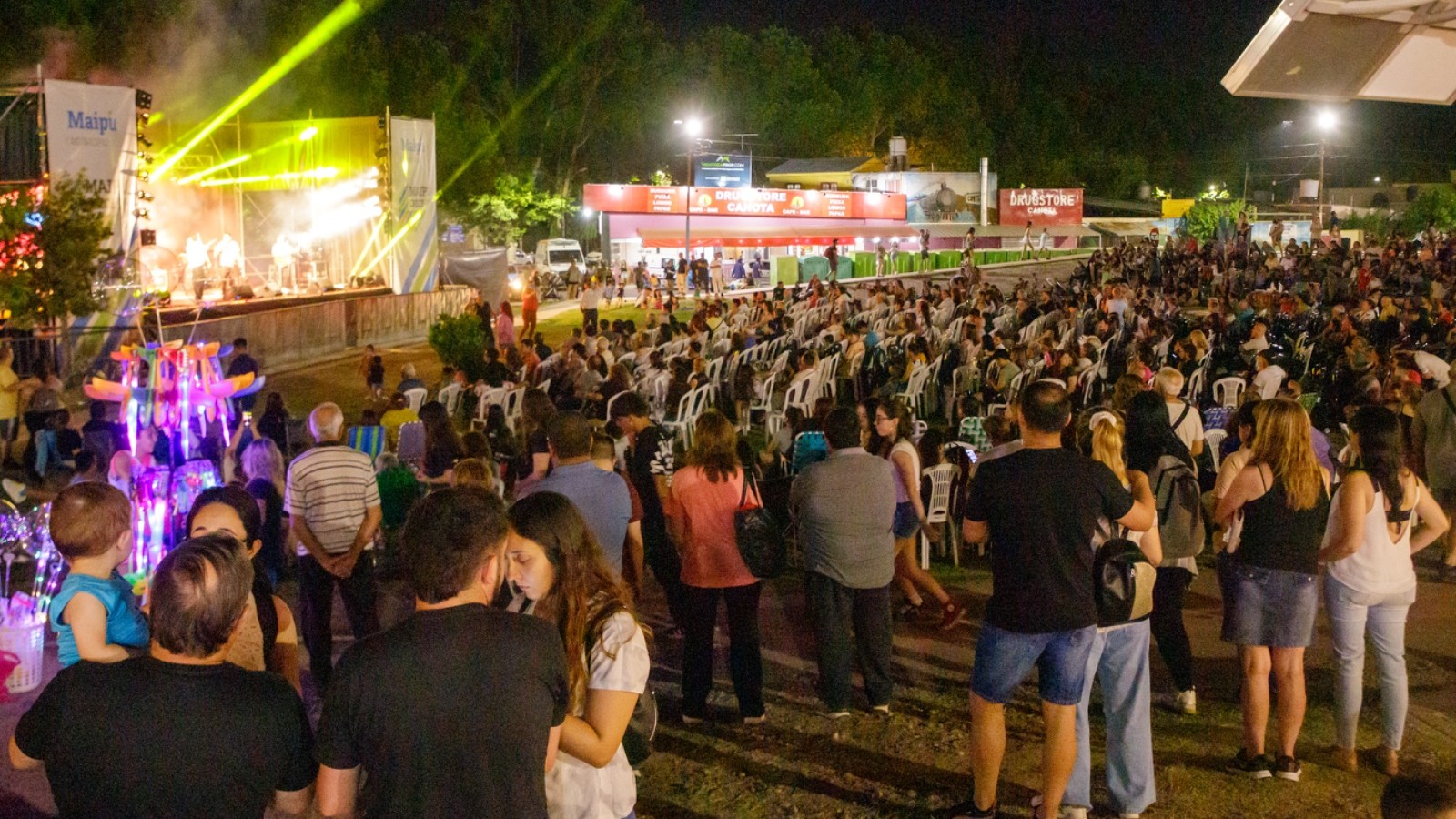 Maipú celebró una exitosa edición del Festival de Food Trucks con más de 30 mil asistentes
