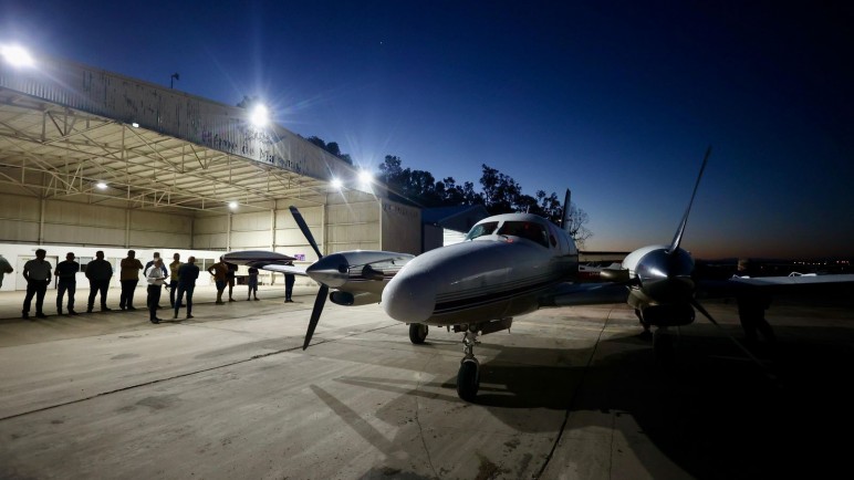 Félix y Molero recibieron las aeronaves para la lucha antigranizo en San Rafael y Alvear