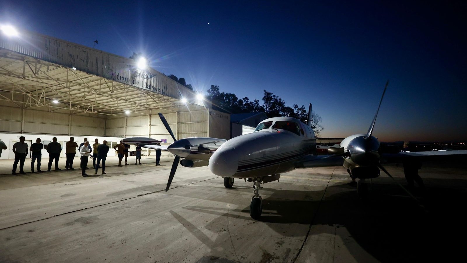 Félix y Molero recibieron las aeronaves para la lucha antigranizo en San Rafael y Alvear