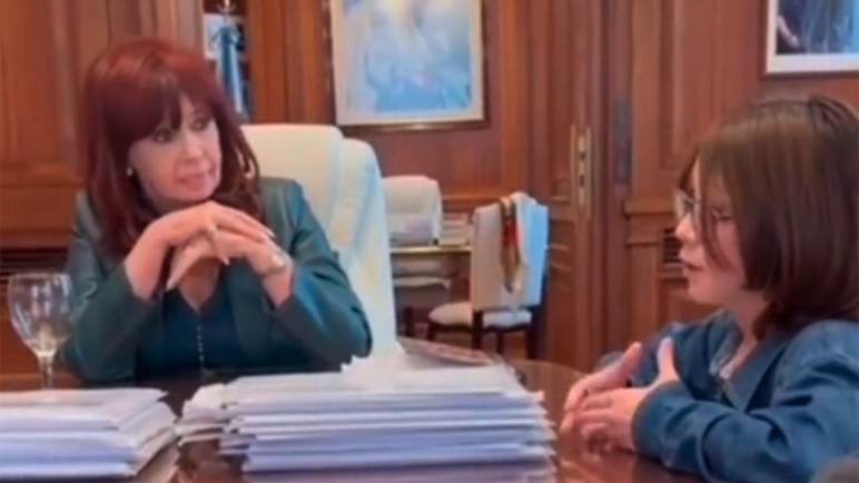 Ian Moche, influencer y activista con autismo, también charló con Cristina Fernández