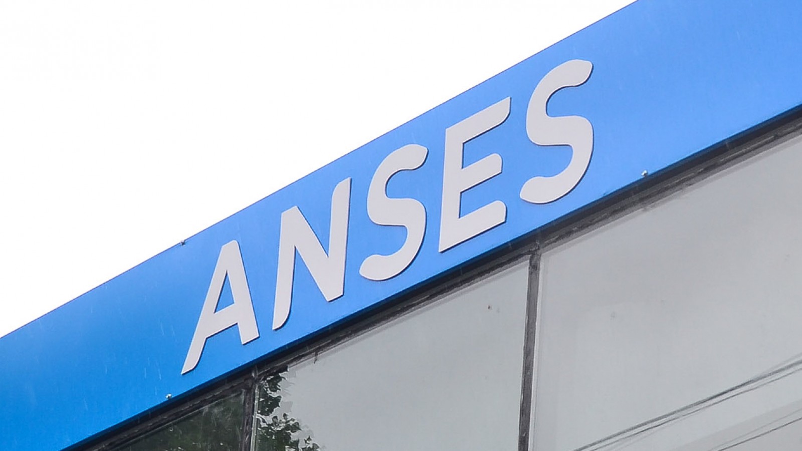 ANSES: este sería el calendario de pago y fecha de cobro para AUH en todo el 2025 desde enero