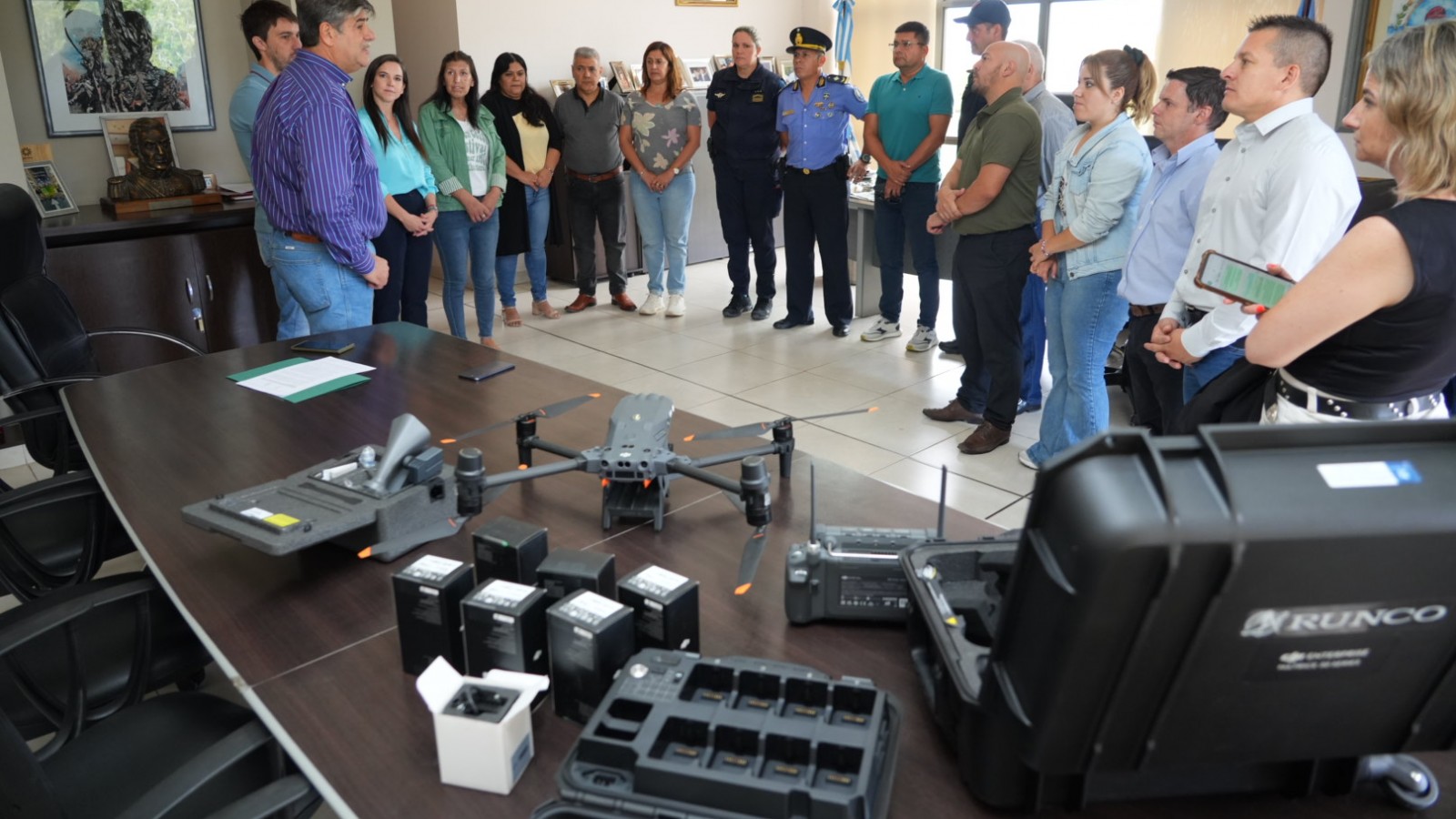 Junín fortalece la seguridad con la entrega de un drone de última tecnología al Ministerio de Seguridad